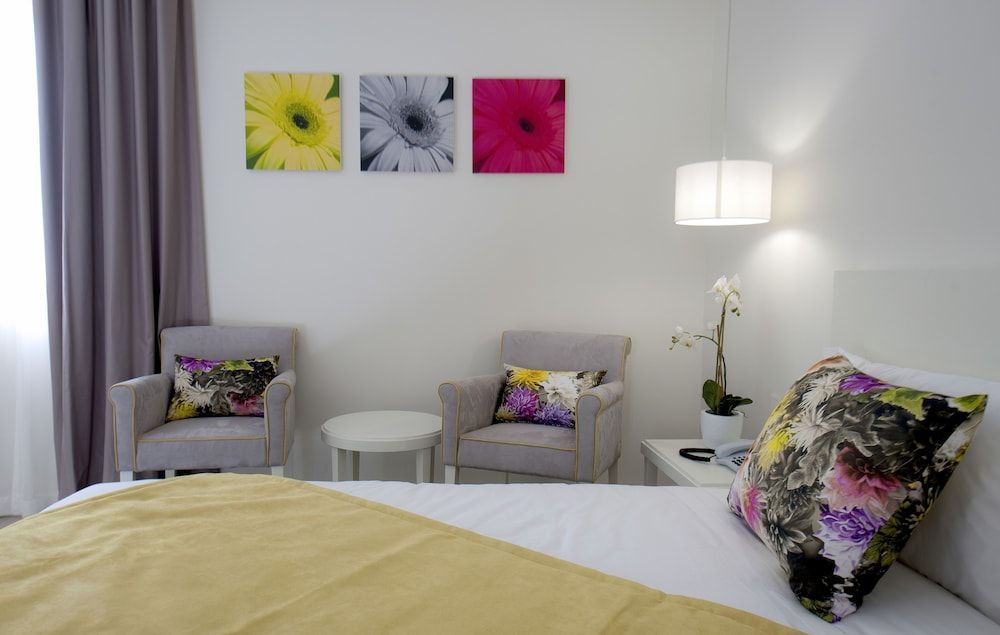 Primavera Perfume Hotel 3