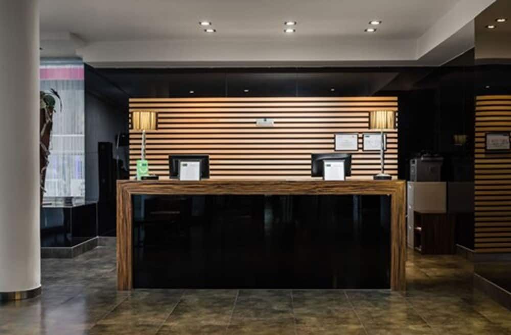 Hotel Asset Torrejón 2