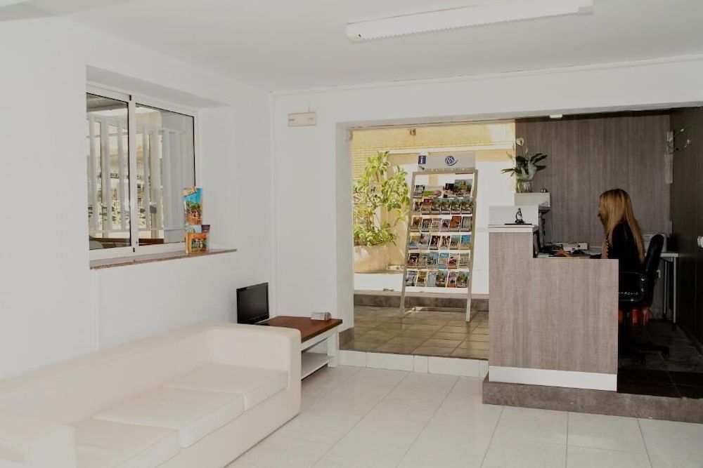 HOSTAL TAHITI RS 1