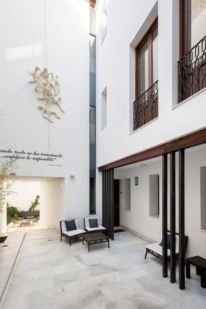 Elvira Suites Apartamentos 2