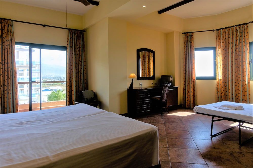 Hotel Colonial Mar 3