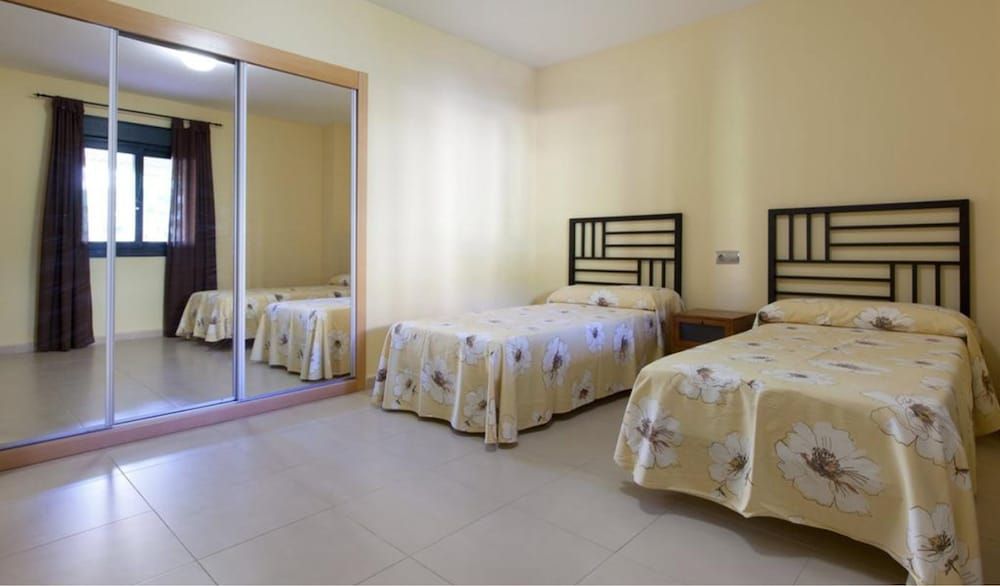 Apartamentos Playamarina 3