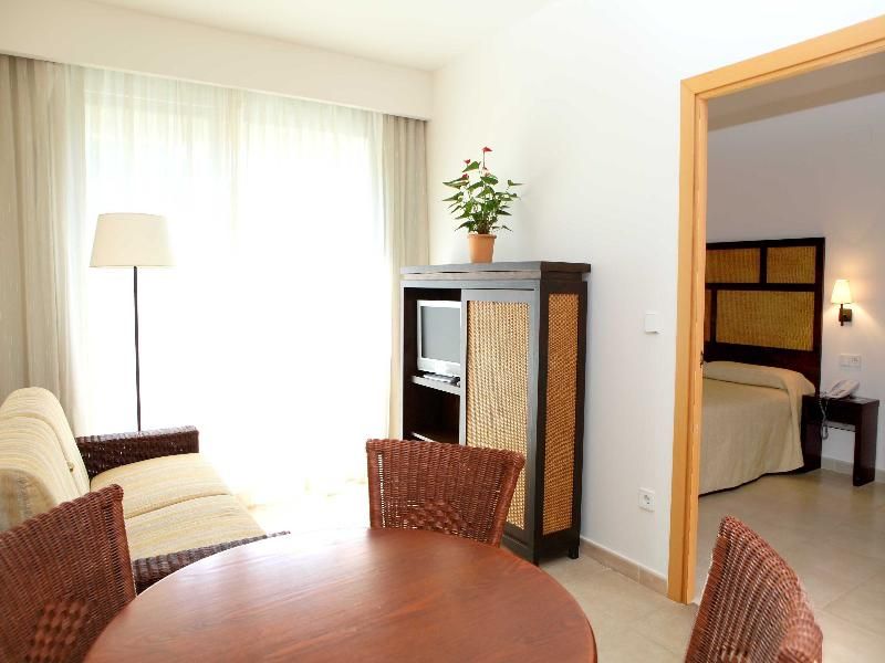 On Family Islantilla 1