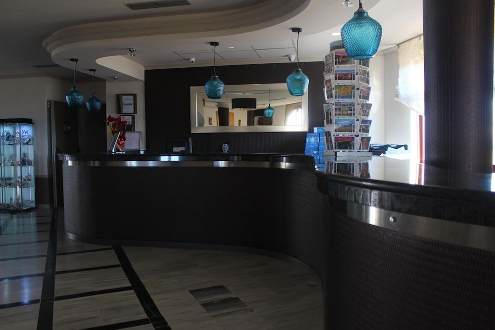Hotel Reyes Ziríes 3