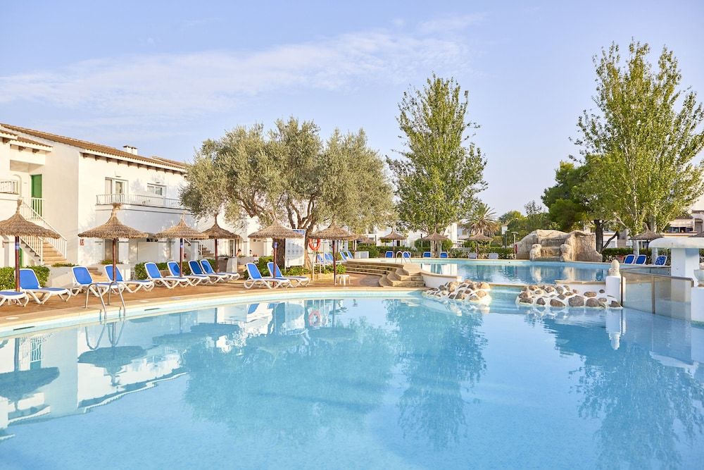 Seaclub Mediterranean Resort 1