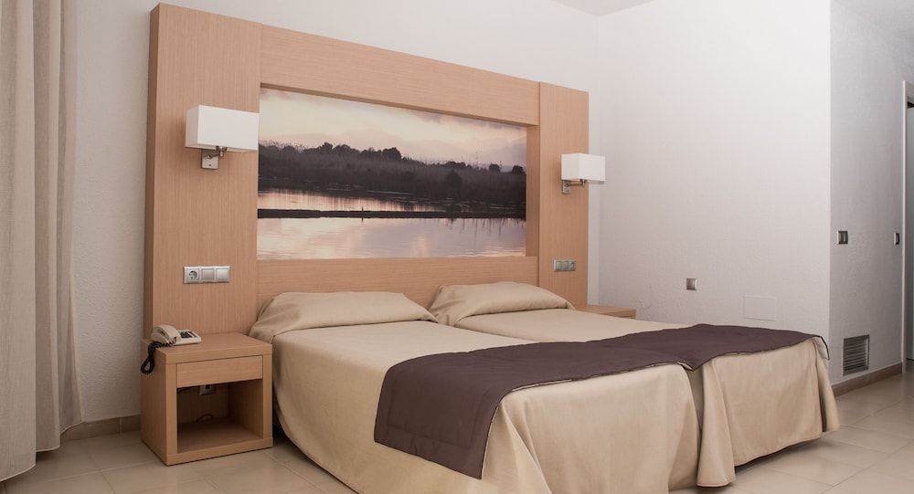 Eix Lagotel Holiday Resort 3