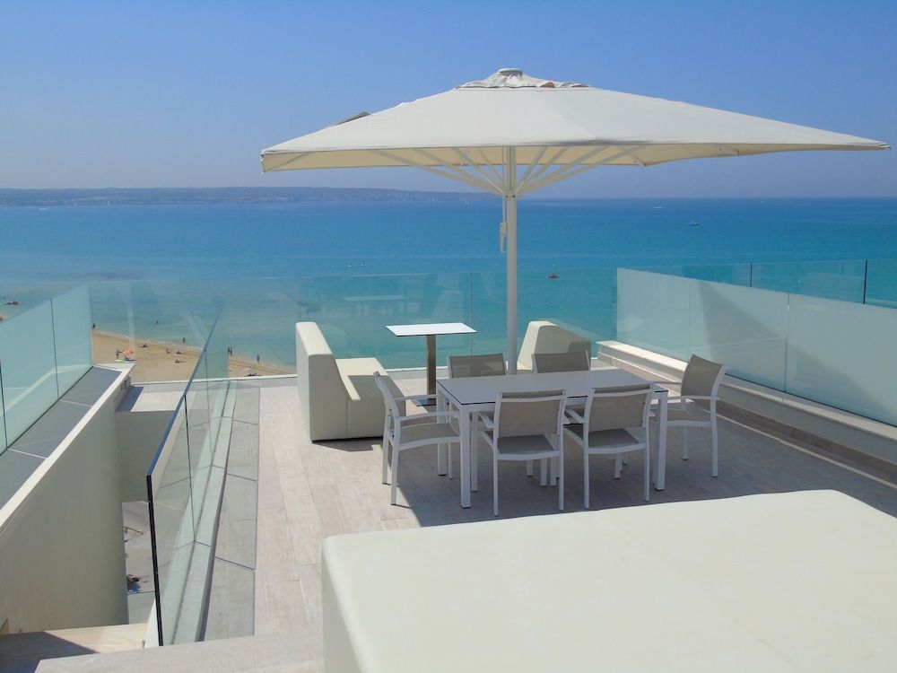 Aparthotel Fontanellas Playa 3