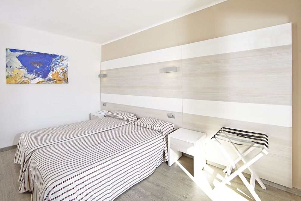 AHOI! Urban Beach Hotel 2