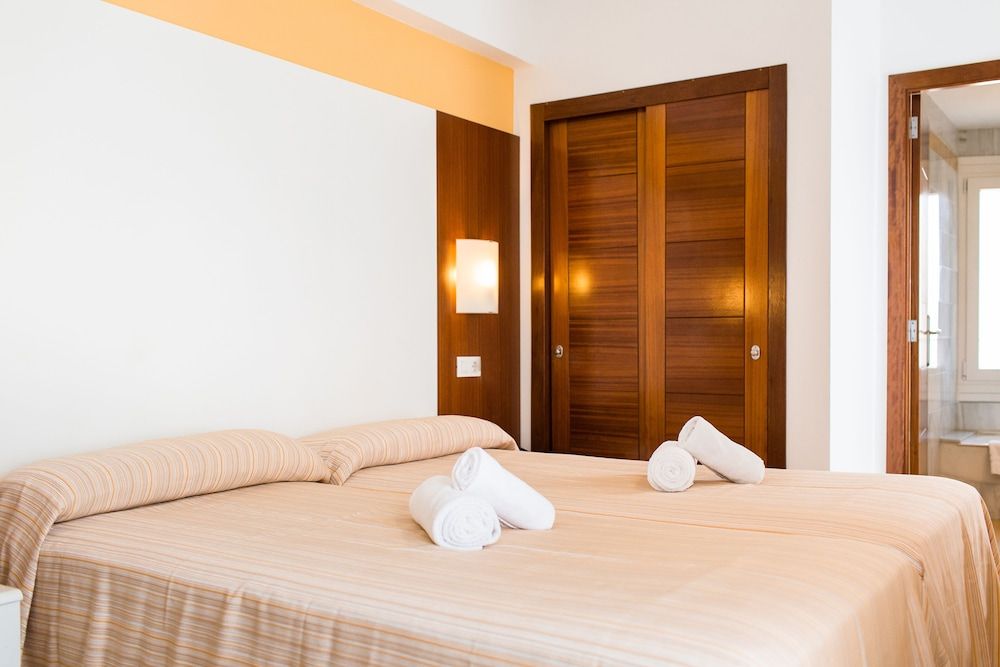 Sagitario Hostal Ciutadella 3