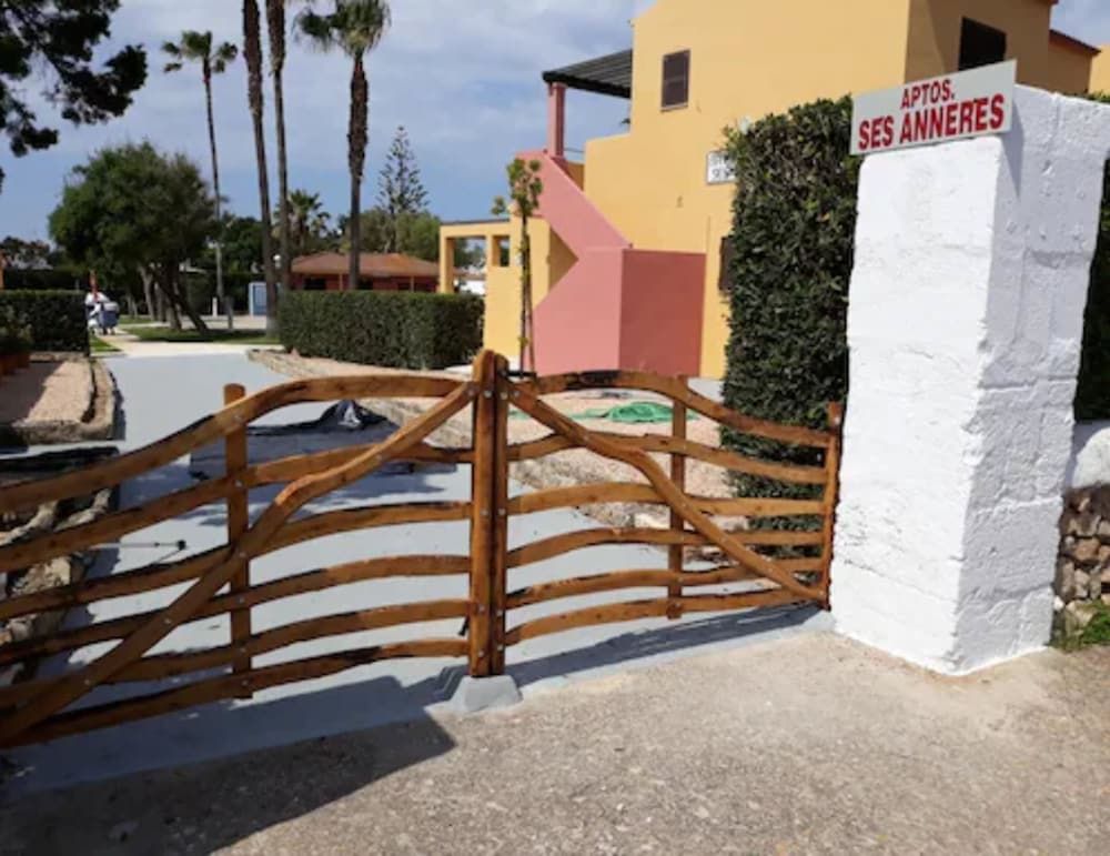 Apartamentos Ses Anneres 2