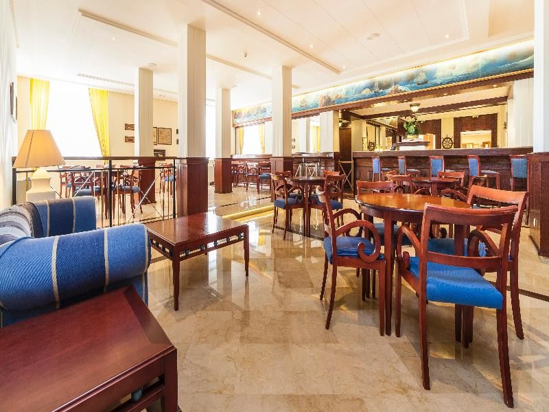 Globales Club Almirante Farragut 3