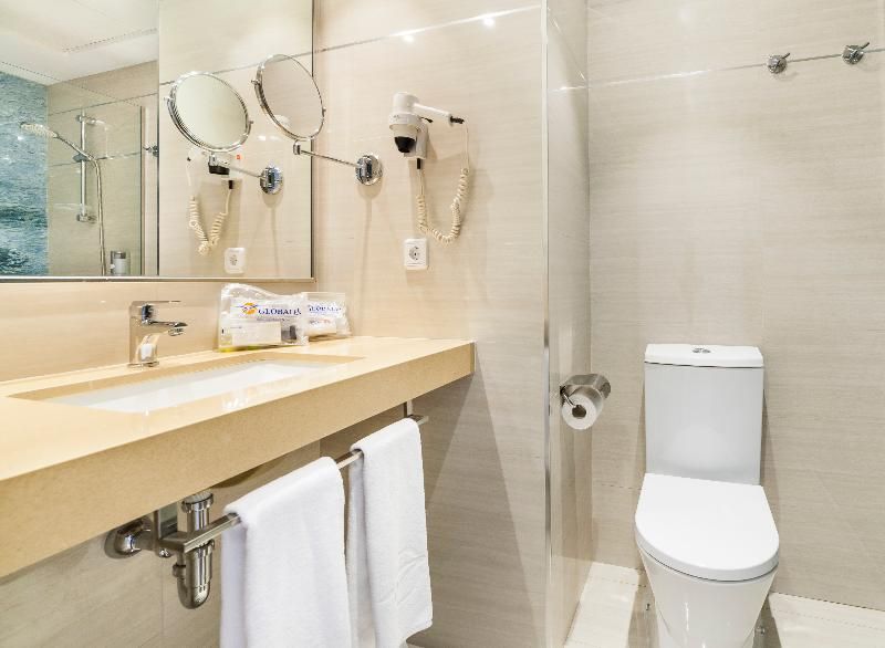 Globales Club Almirante Farragut 2