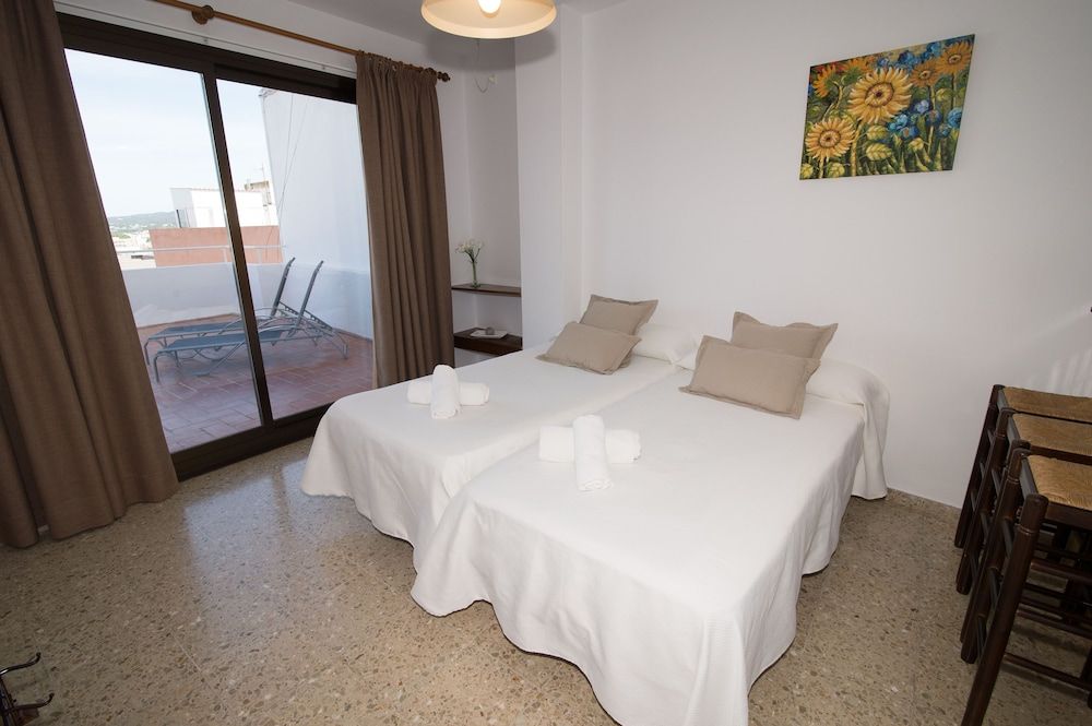 Apartamentos Mestret 3