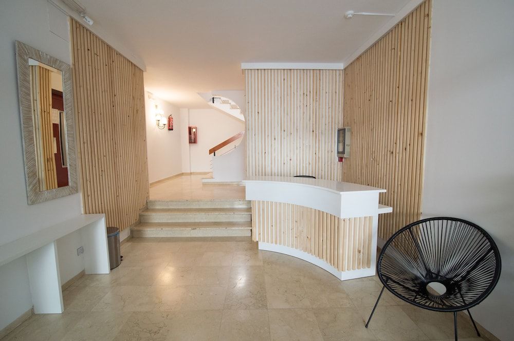 Apartamentos Mestret 1