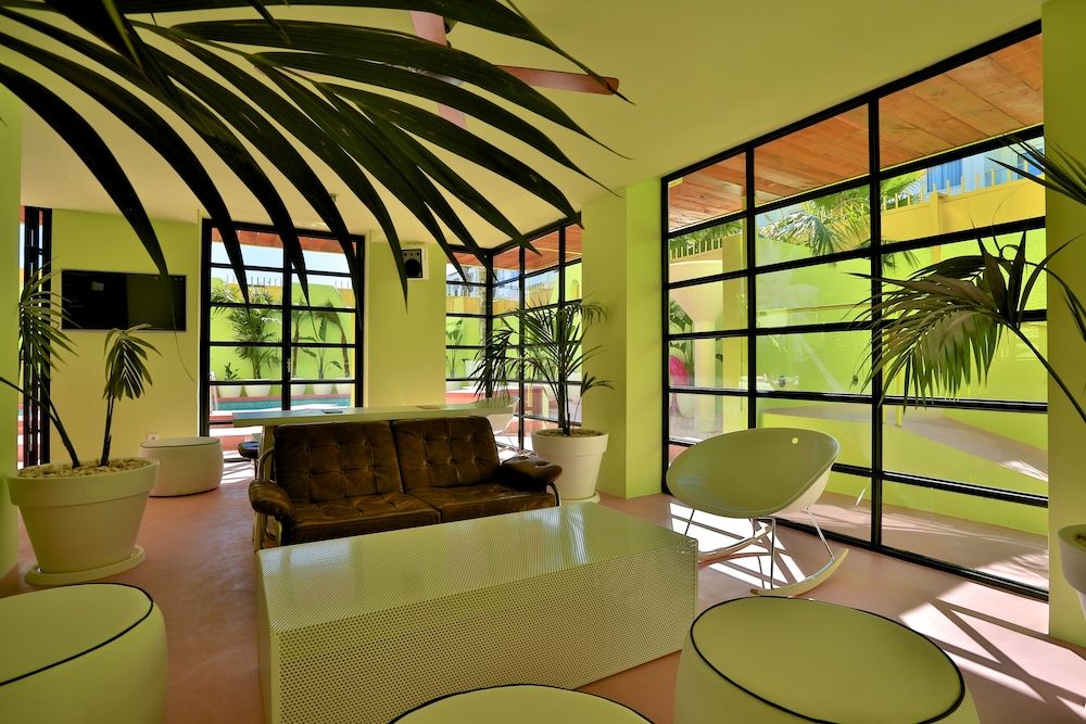 Tropicana Ibiza Suites - Adults Only 2