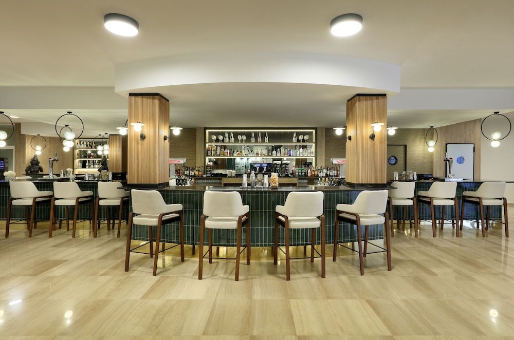 Grand Palladium Palace Ibiza Resort & Spa 3