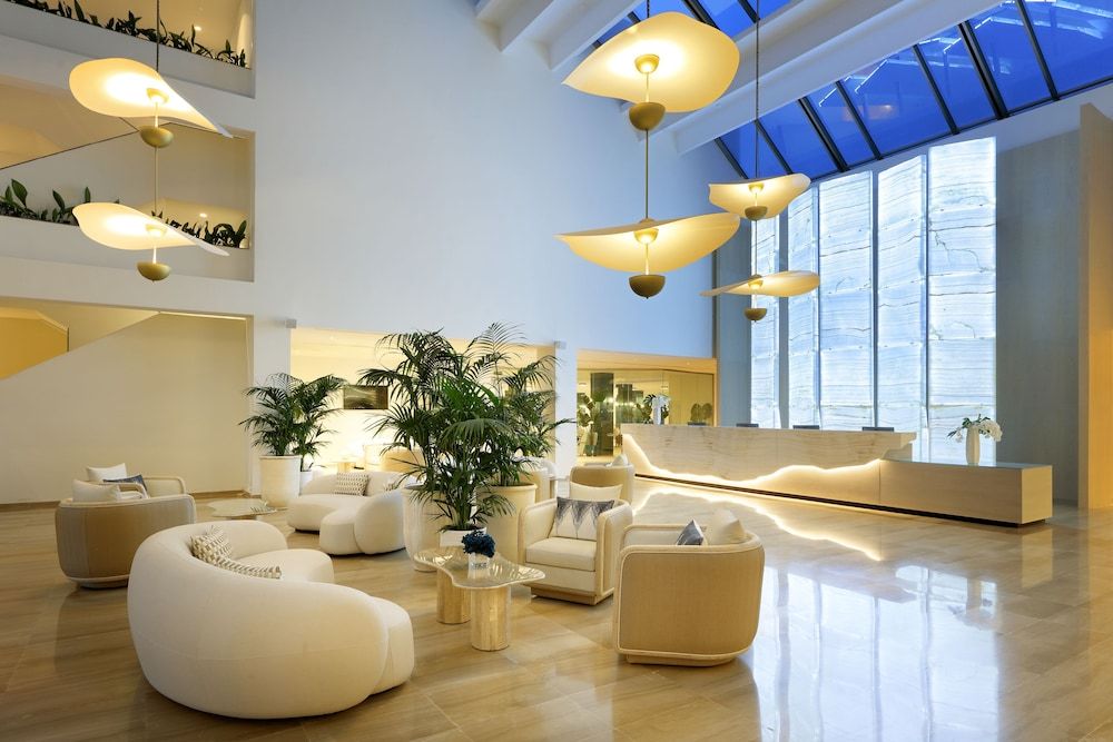 Grand Palladium Palace Ibiza Resort & Spa 2