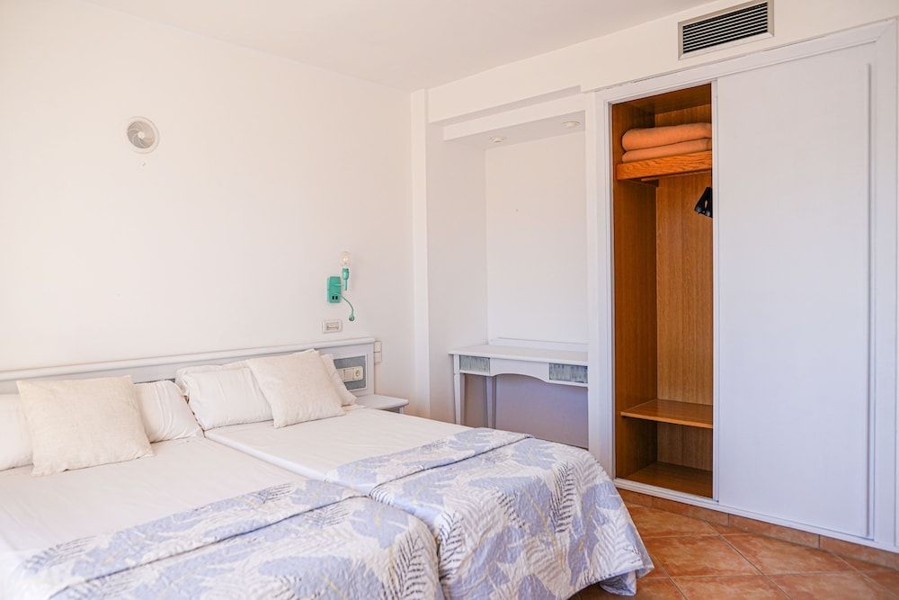 Rosamar Ibiza Hotel 3