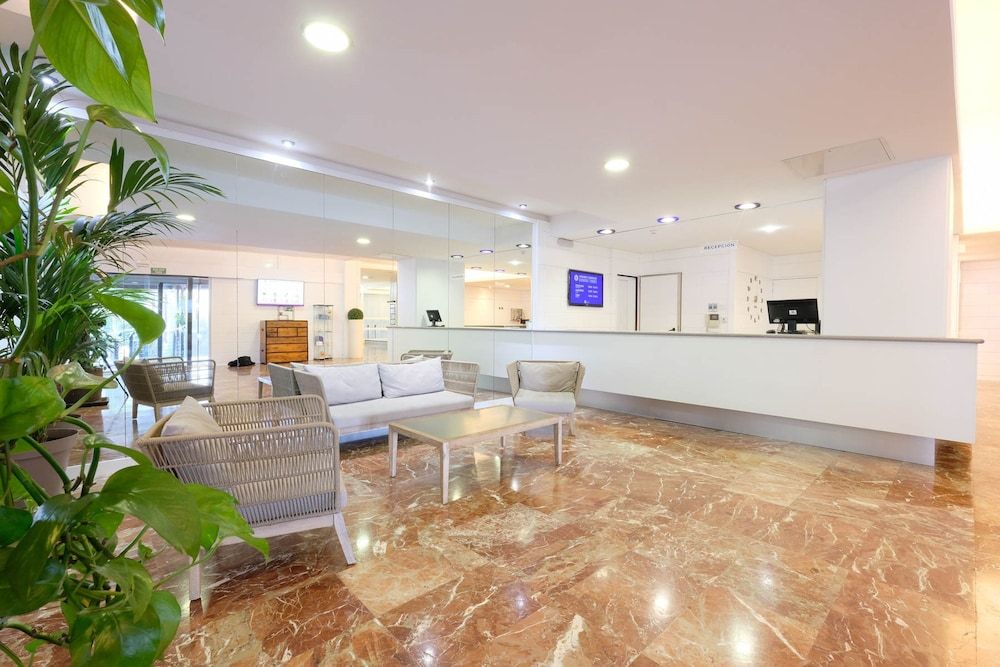 azuLine Hotel Bergantín 3