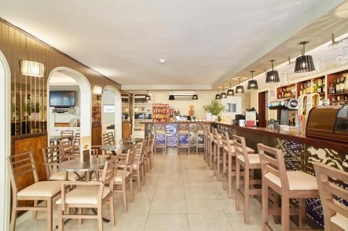 Aptos Casa Luis by Invisa 3