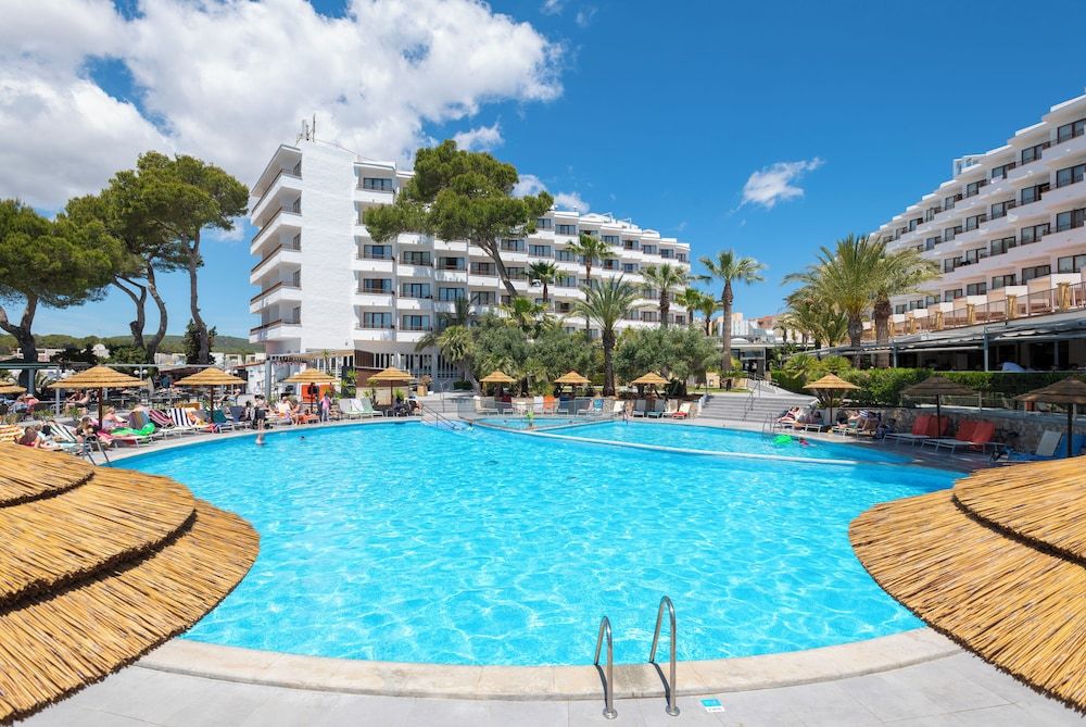 Leonardo Royal Ibiza Santa Eulalia 1