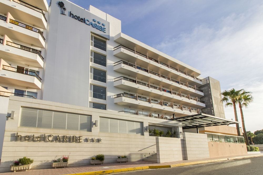 Hotel Caribe Ibiza 3 estrellas en Es Cana