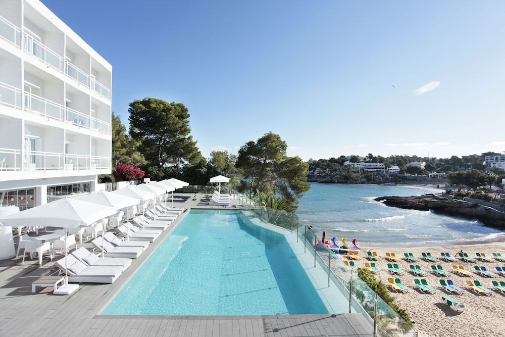 Grupotel Ibiza Beach Resort - Adults Only 1
