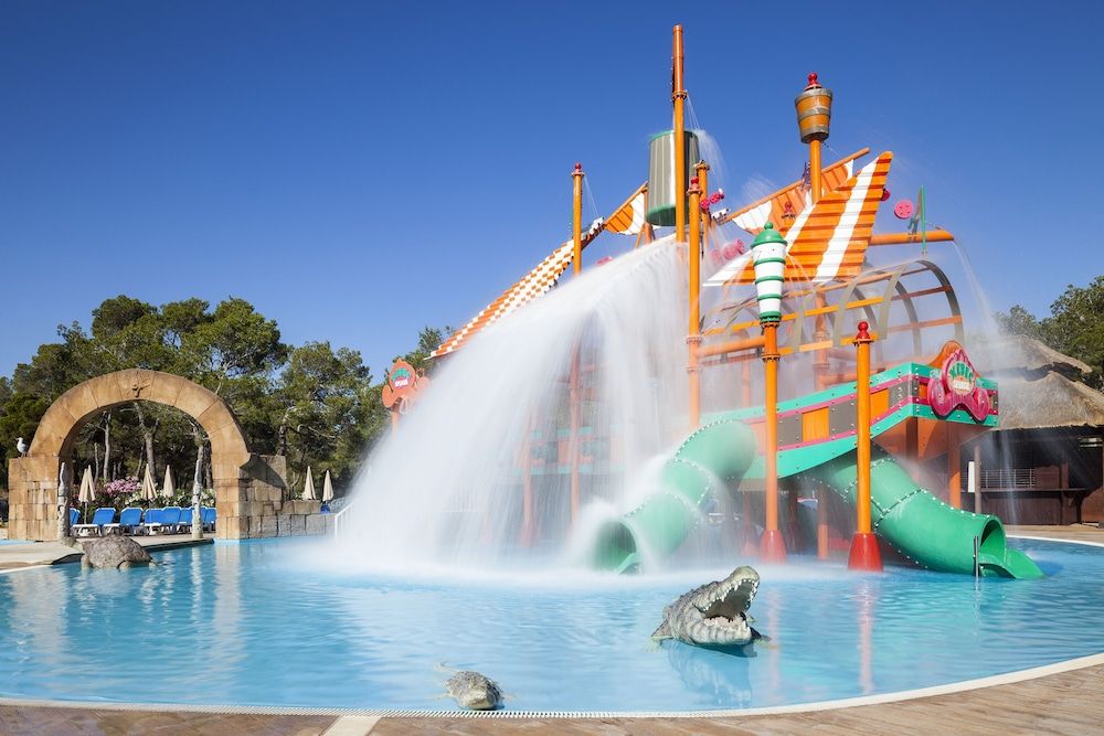 Invisa Hotel Club Cala Blanca 1