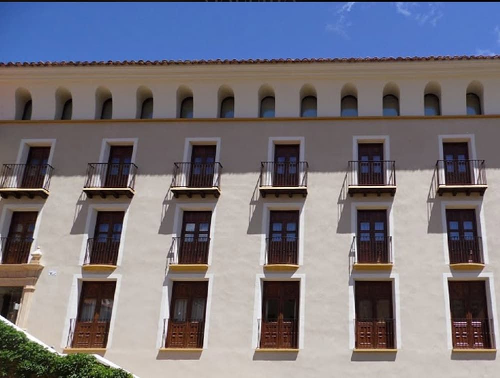 Hospederia Palacio la Iglesuela del Cid 1