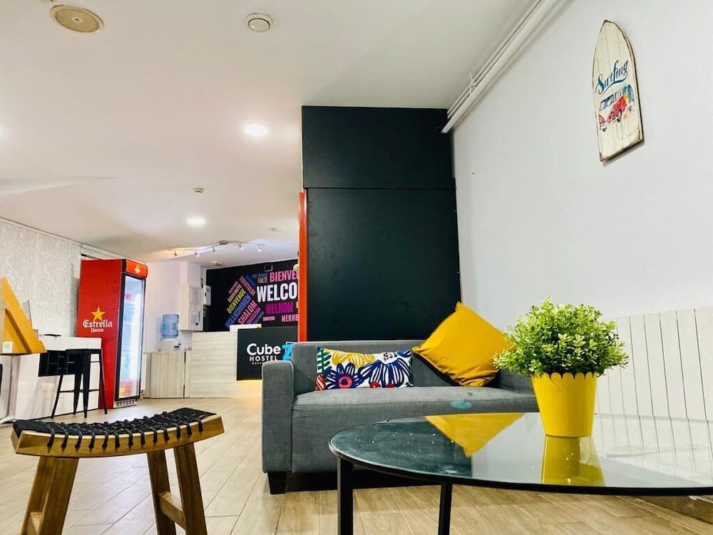 Mellow Hostel Barcelona 3
