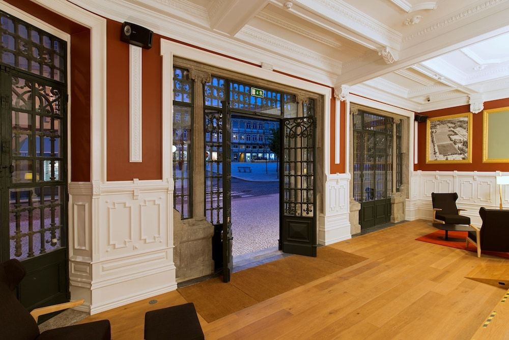 EMAJ Guimarães Boutique Hotel 2