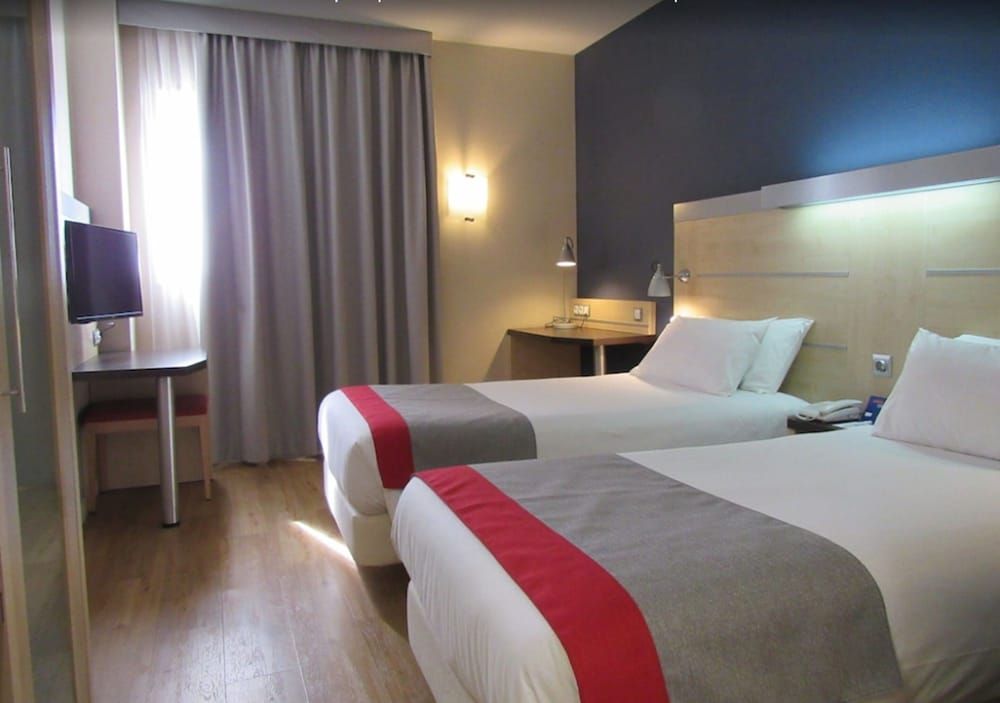 Holiday Inn Express Barcelona-Montmeló, an IHG Hotel 3