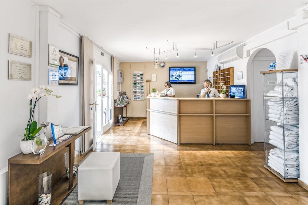 White Sands Beach Club 2