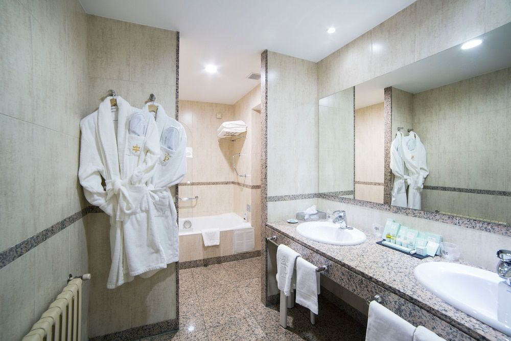 Parador De Monforte De Lemos 3