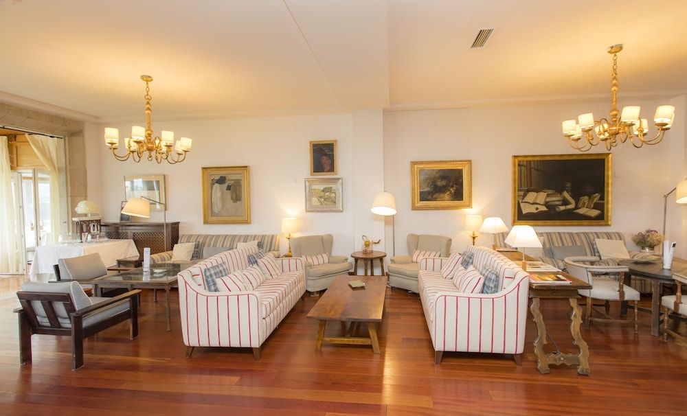 Parador De Ribadeo Lugo 2