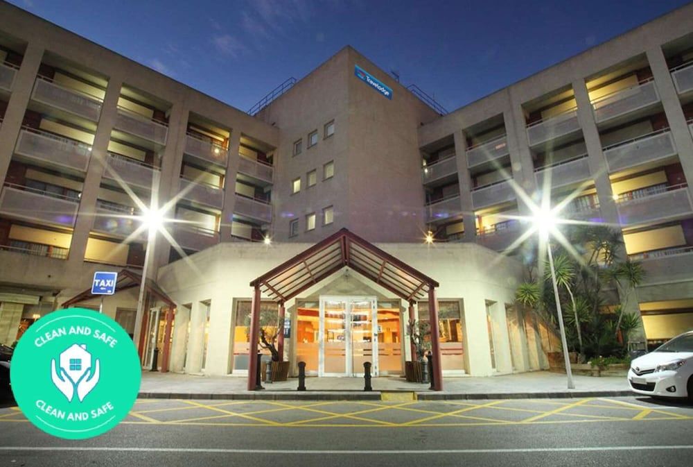 Travelodge Barcelona del Vallès 3 estrellas en Barberá del Vallés