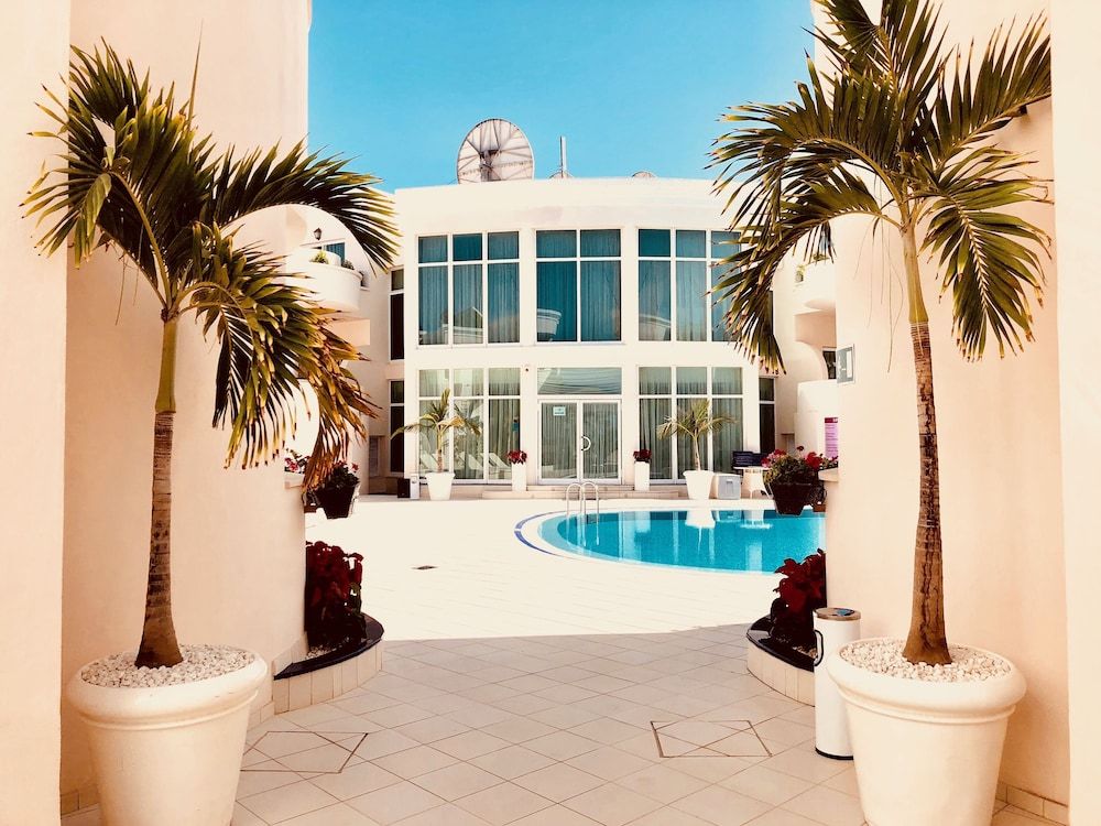 Flamingo Suites Boutique Hotel 2