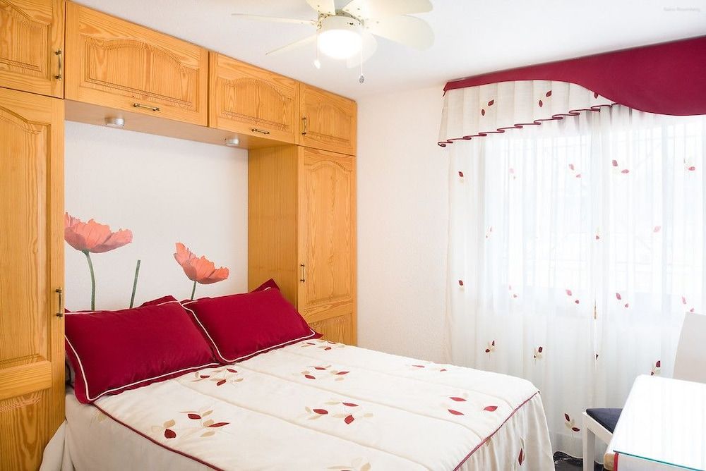 Castle Harbour Official 3