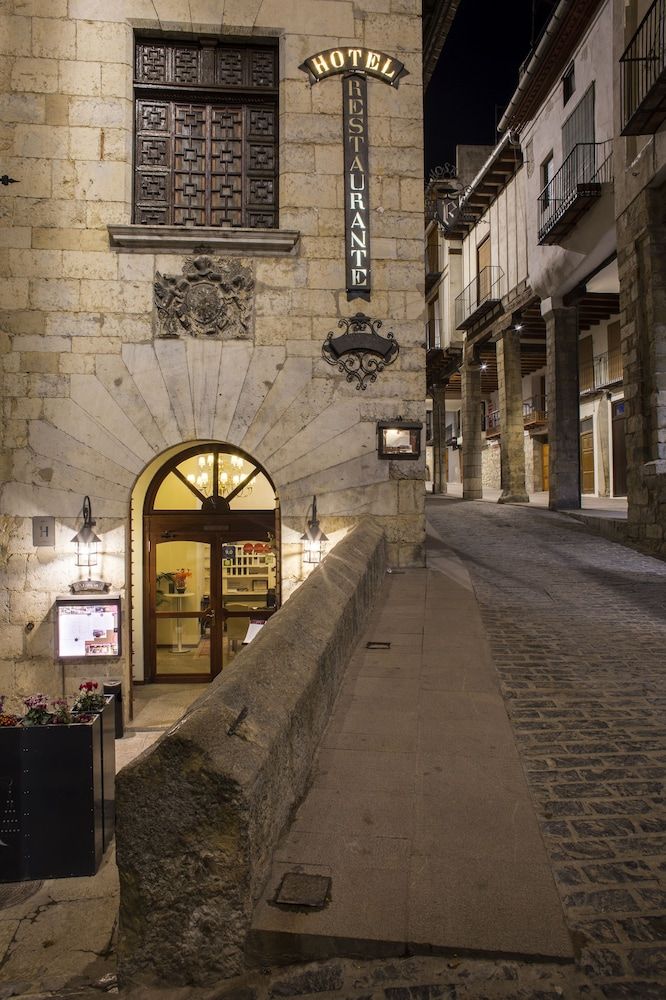 Hotel Cardenal Ram 1