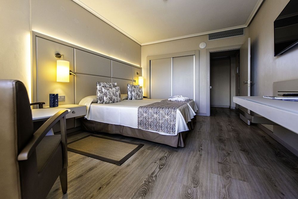 Spring Arona Gran Hotel & SPA - Adults Only 1