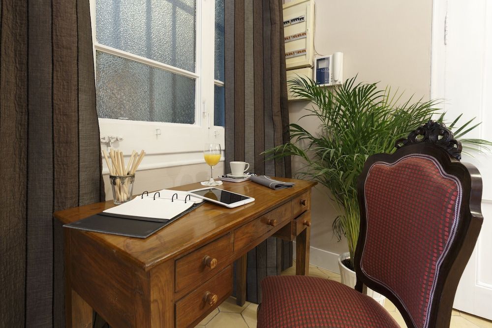 AinB Born-Via Laietana 3