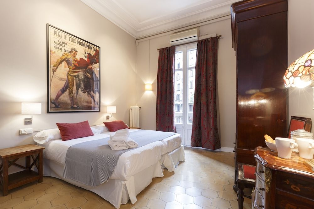 AinB Born-Via Laietana 1