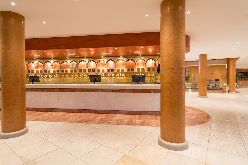 Iberostar Waves Playa Gaviotas -All Inclusive 3