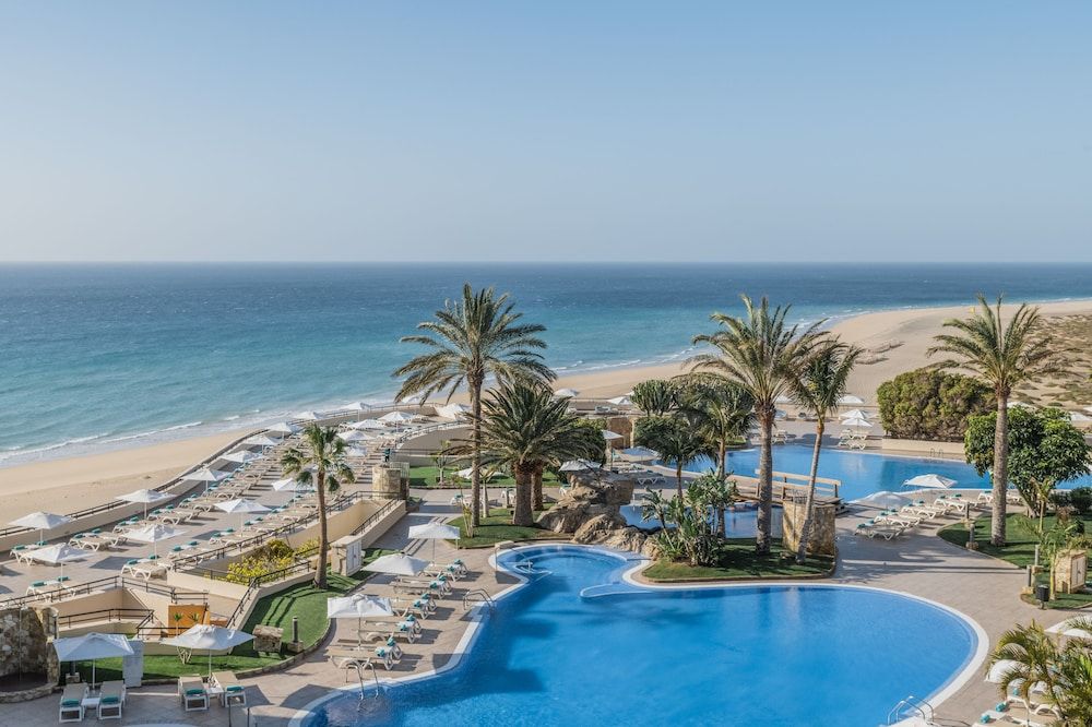 Iberostar Waves Playa Gaviotas -All Inclusive 1