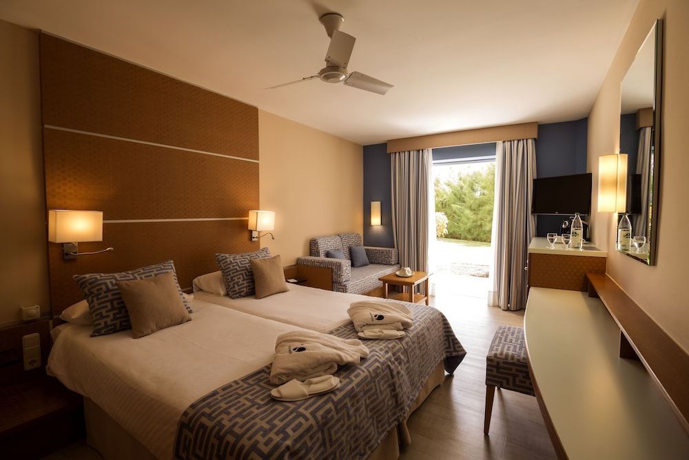 ROBINSON ESQUINZO PLAYA - All Inclusive 3