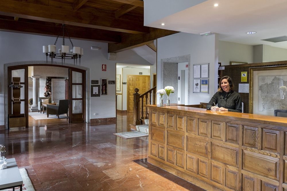 Parador De Tui Pontevedra 3