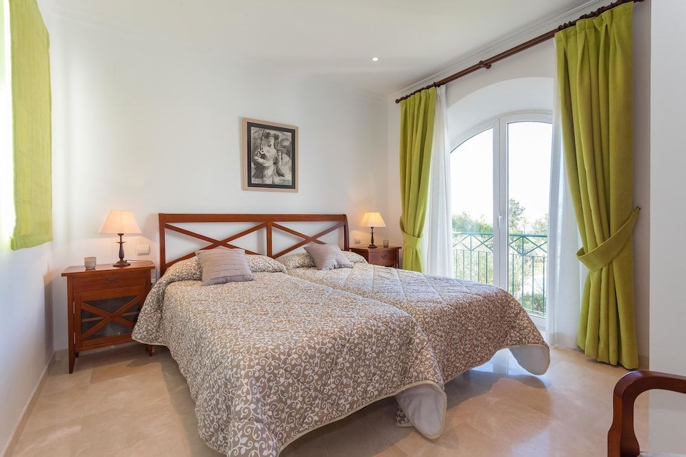 Arcos Gardens Sol Rent Golf 3