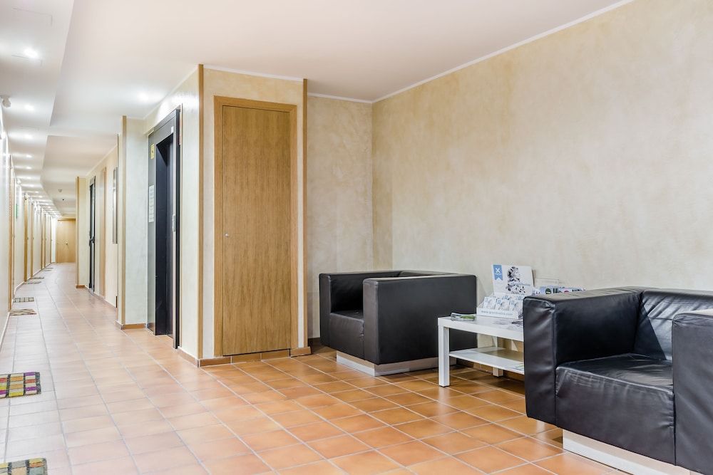 Apartamentos Prat de les Molleres 2