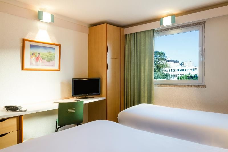 Ibis Porto São João 1
