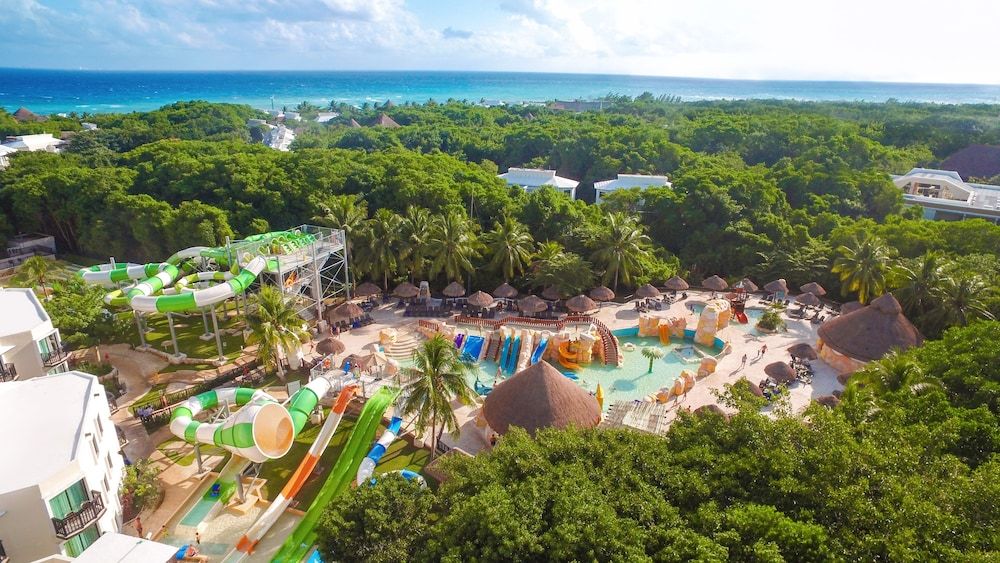 Sandos Caracol Nature Resort & Water Park All Inclusive 1